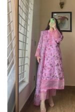Pink Floral Printed Lawn 3-Piece Suit - Image 4