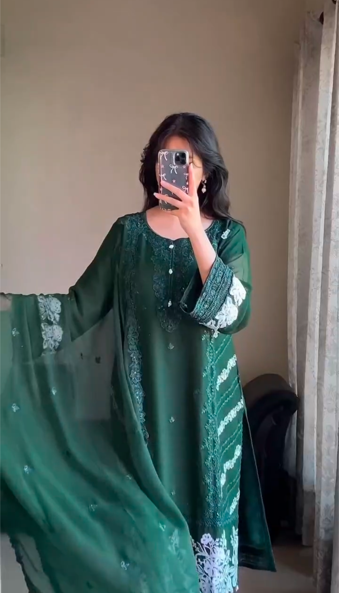 Screenshot_20250805-030748-1.png 4-Piece Indian Jorjet Embroidered Suit with Inner, Cotton Pants & Chiffon Dupatta - Image 1